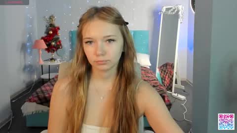 Milena online show from December 2025 03:00:02 AM