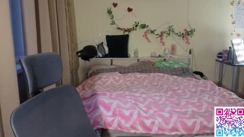 Snapshot of booozekirs_ chatting on February 2026 02:52:01 AM Milena online show from February 2026 02:52:01 AM