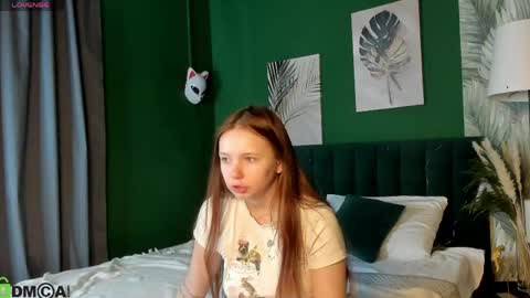 Snapshot of booozekirs_ chatting on May 2026 02:39:01 AM Milena online show from May 2026 02:39:01 AM