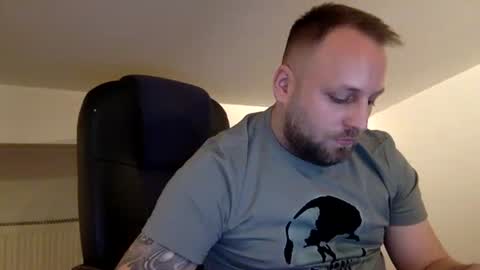 hugo online show from April 2026 07:58:02 PM