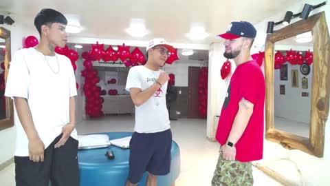 THOMAS AND DAMIAND online show from January 2025 04:09:02 AM