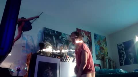 Bottomboo7 online show from January 2026 01:02:01 PM