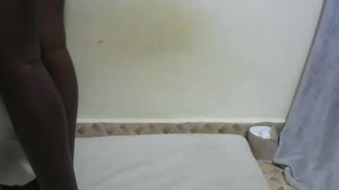 bouncy_vee online show from March 2025 11:22:02 AM