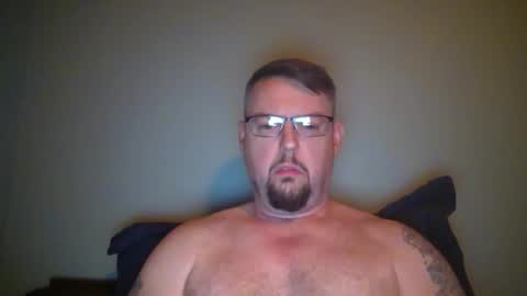 bowtieguy84 online show from May 2026 02:19:02 AM