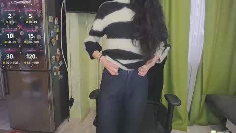 Helen  online show from February 2025 12:23:02 PM