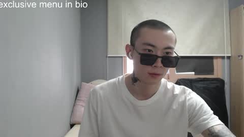 Snapshot of boxman556990 chatting on June 2026 06:51:02 AM boxman556990 online show from June 2026 06:51:02 AM