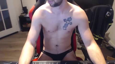 Snapshot of boy_t0y89 chatting on October 2025 06:21:01 AM boy_t0y89 online show from October 2025 06:21:01 AM