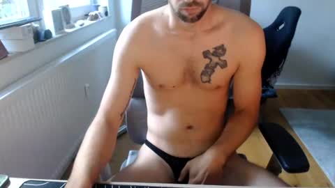 Snapshot of boy_t0y89 chatting on July 2026 05:47:02 AM boy_t0y89 online show from July 2026 05:47:02 AM