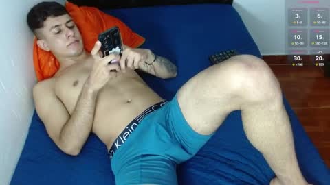 Snapshot of boyg_hots chatting on June 2026 08:47:02 PM boyg_hots online show from June 2026 08:47:02 PM