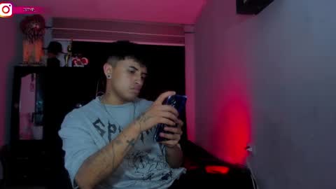 miguel  online show from February 2025 11:01:02 PM