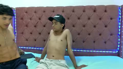 ALEX - TAYLER  -MIKE online show from February 2025 02:26:02 PM