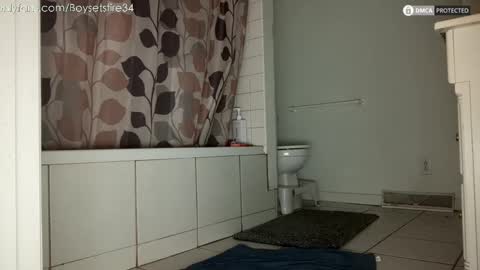 boysetsfire34 online show from October 2025 04:56:02 AM