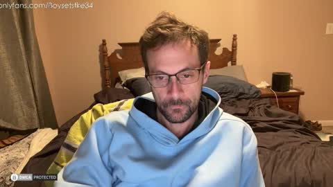 boysetsfire34 online show from December 2025 11:32:01 PM