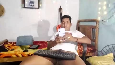 andrew online show from February 2025 09:20:02 PM