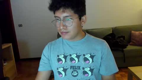 boytwink_20 online show from October 2025 05:57:02 PM