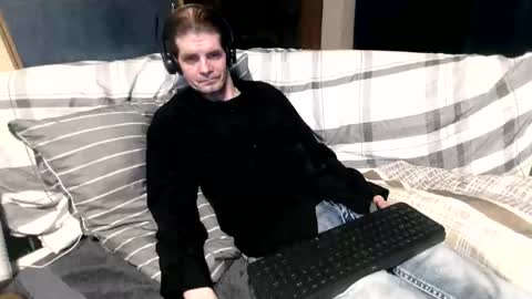 Snapshot of bponie1 chatting on February 2026 04:28:02 AM bponie1 online show from February 2026 04:28:02 AM