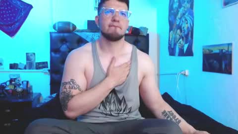 brad hot boy online show from January 2026 03:25:02 PM