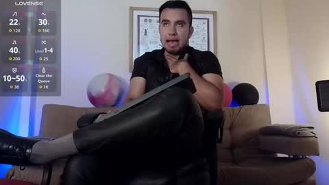 Bradley Colton Independ Model online show from October 2025 03:31:02 PM