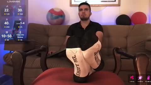 Bradley Colton Independ Model online show from February 2026 04:00:01 PM