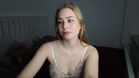 brandaany online show from December 2024 07:00:02 PM