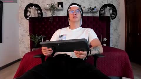 brandon_starkk online show from March 2026 11:39:01 AM