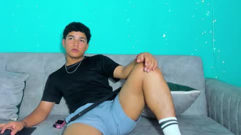 Snapshot of brandonwesly chatting on February 2026 04:50:01 PM BRANDON online show from February 2026 04:50:01 PM