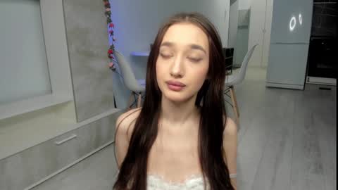 iveta online show from December 2024 04:15:01 PM