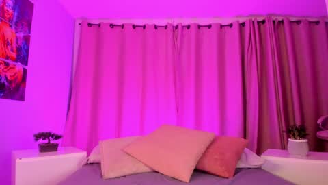   online show from April 2026 06:10:02 AM