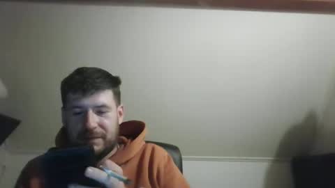 Snapshot of brate1899 chatting on May 2026 11:44:01 PM brate1899 online show from May 2026 11:44:01 PM