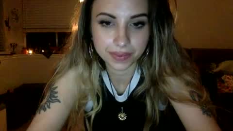 Snapshot of brattylittlemimi chatting on June 2026 04:39:02 AM Mimi Noire online show from June 2026 04:39:02 AM
