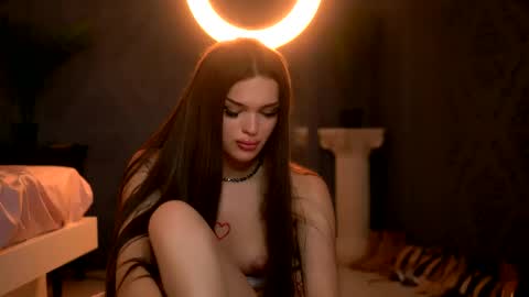 Scarlet online show from May 2026 05:02:02 AM
