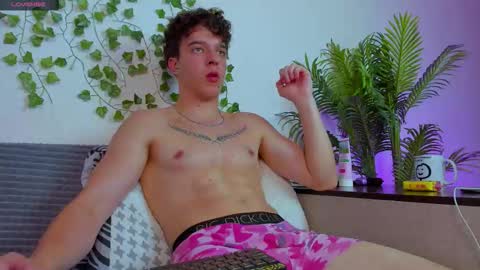 Johny Bravo online show from September 2025 02:05:02 PM