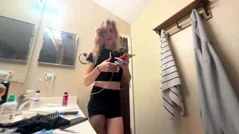 Snapshot of bray19509 chatting on December 2025 07:09:01 PM bray19509 online show from December 2025 07:09:01 PM