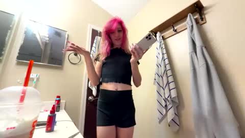 Snapshot of bray19509 chatting on December 2025 05:53:01 PM bray19509 online show from December 2025 05:53:01 PM