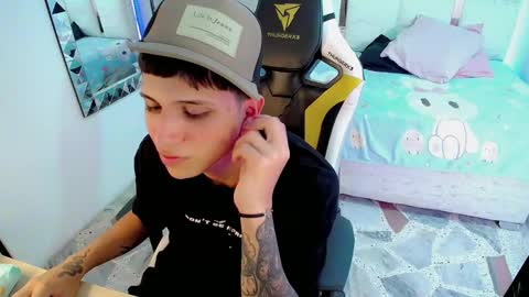 BRAYAN online show from January 2025 06:41:02 PM