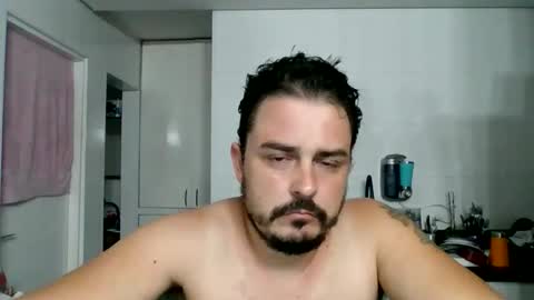 Snapshot of brazilian_boyz_cute chatting on January 2026 04:07:02 AM TechMartins online show from January 2026 04:07:02 AM