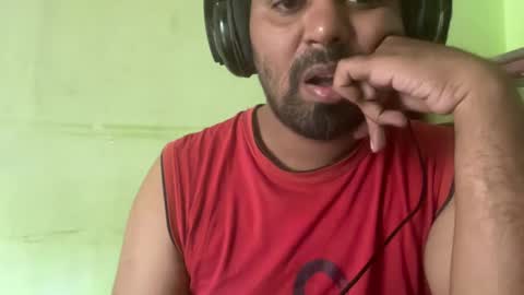 Snapshot of brazzerslover chatting on January 2025 09:44:02 AM dont tell me u like to see me if you cant follow me online show from January 2025 09:44:02 AM