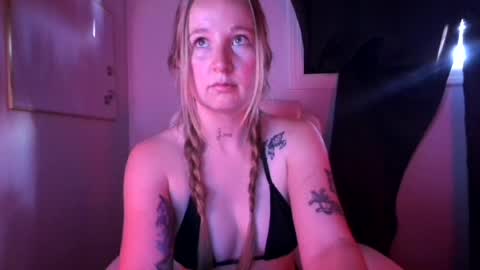 Snapshot of brearose7 chatting on July 2026 02:07:02 AM Brea Rose online show from July 2026 02:07:02 AM