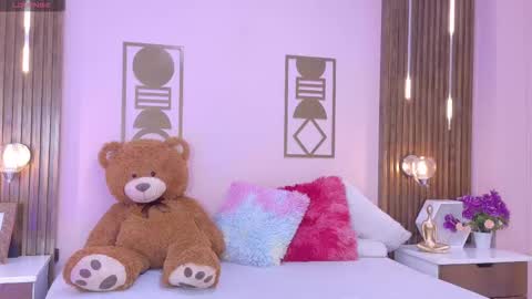 Bree  online show from February 2026 12:56:01 PM