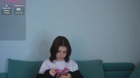 Snapshot of breeonofrio chatting on April 2026 07:03:02 AM Olivia online show from April 2026 07:03:02 AM