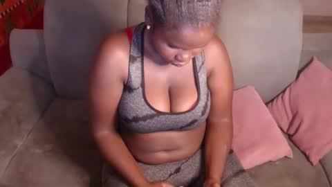 Snapshot of breestaarrs chatting on October 2025 08:15:02 AM Valentina online show from October 2025 08:15:02 AM