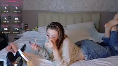 Snapshot of brenda_m00n chatting on June 2026 10:10:02 AM Brenda online show from June 2026 10:10:02 AM