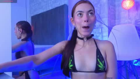Snapshot of brenda_sky19 chatting on June 2026 01:50:02 PM brenda_sky19 online show from June 2026 01:50:02 PM