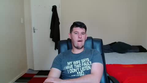 ask me lol online show from November 2025 08:48:02 AM