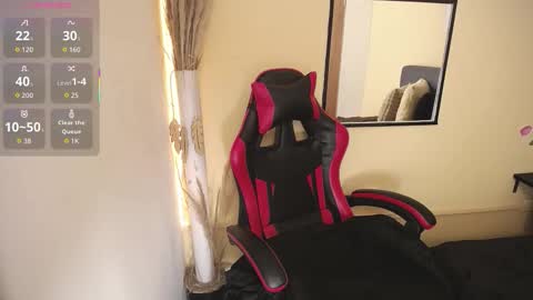 Brenda online show from September 2025 07:25:01 PM