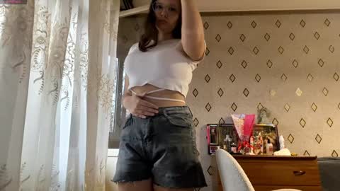 Snapshot of brendelle chatting on December 2025 07:26:02 AM Mia online show from December 2025 07:26:02 AM