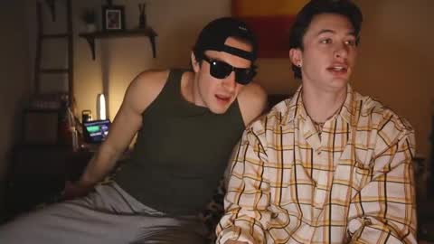 Snapshot of brentonverde chatting on January 2025 10:54:01 PM brentonverde online show from January 2025 10:54:01 PM