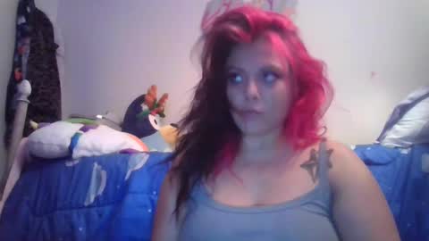 Snapshot of brenttbabe chatting on February 2025 01:40:02 AM MeganDLoves online show from February 2025 01:40:02 AM