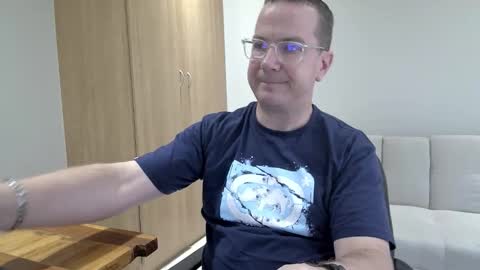 Brett online show from December 2025 12:32:01 PM