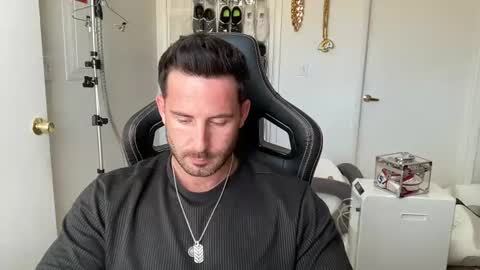 Snapshot of brettmycles chatting on July 2026 07:27:01 PM Brett Mycles online show from July 2026 07:27:01 PM
